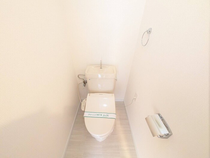 物件内観写真13　(トイレ)