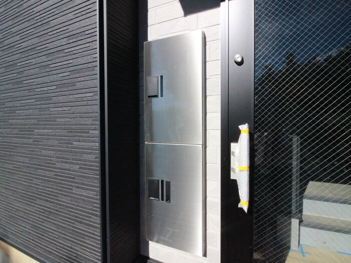 物件外観写真4　(建物設備)