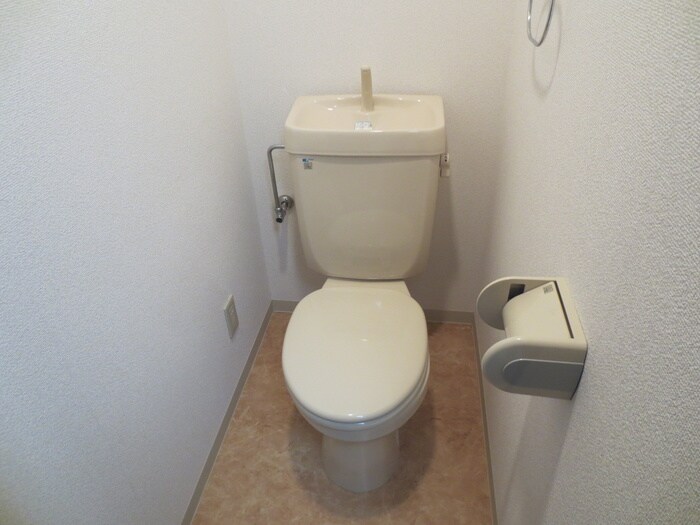 物件内観写真13　(トイレ)