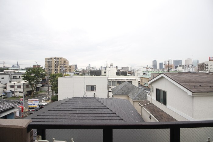 物件内観写真16　(室内からの展望)