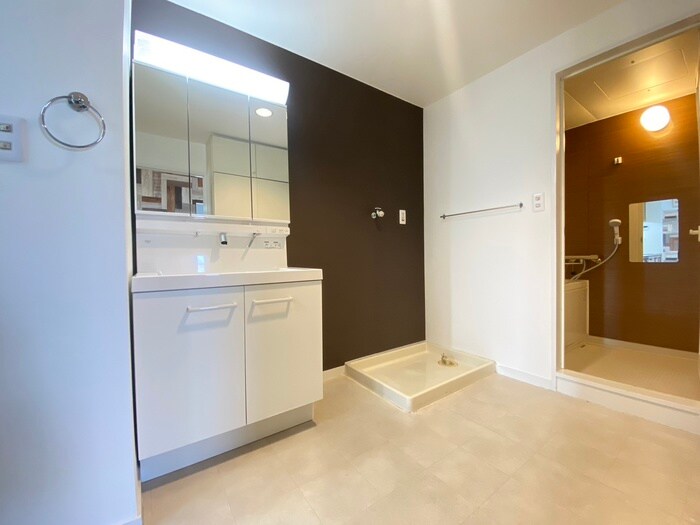 物件内観写真12　(洗面)