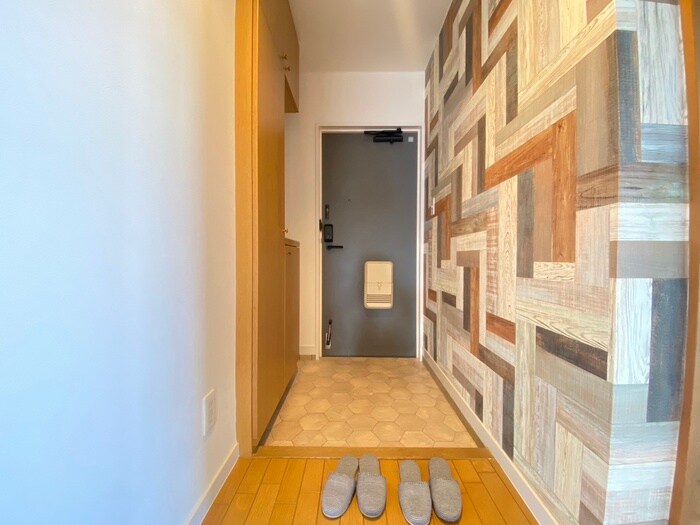 物件内観写真15　(玄関)