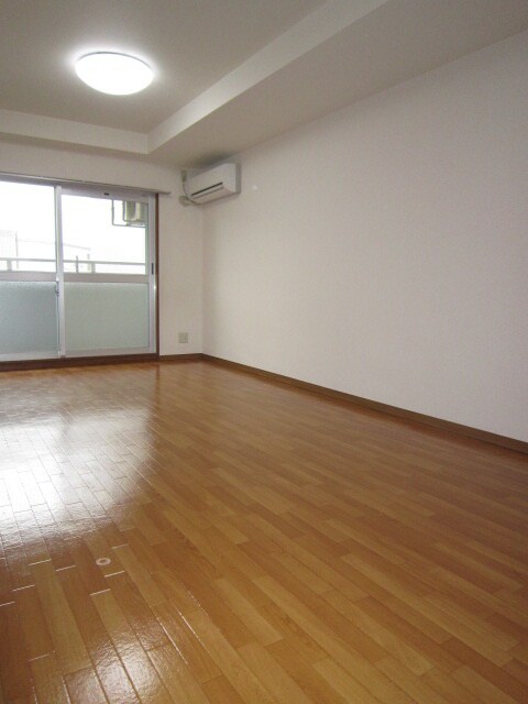 物件内観写真13　(居室)