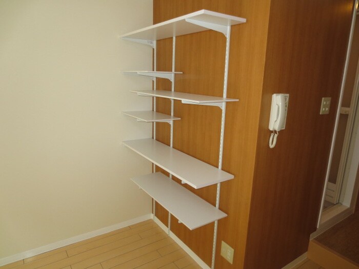 物件内観写真13　(収納)