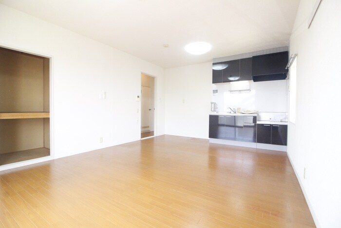 物件内観写真8　(居室)