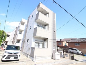 DiiRA鳴海外観写真
