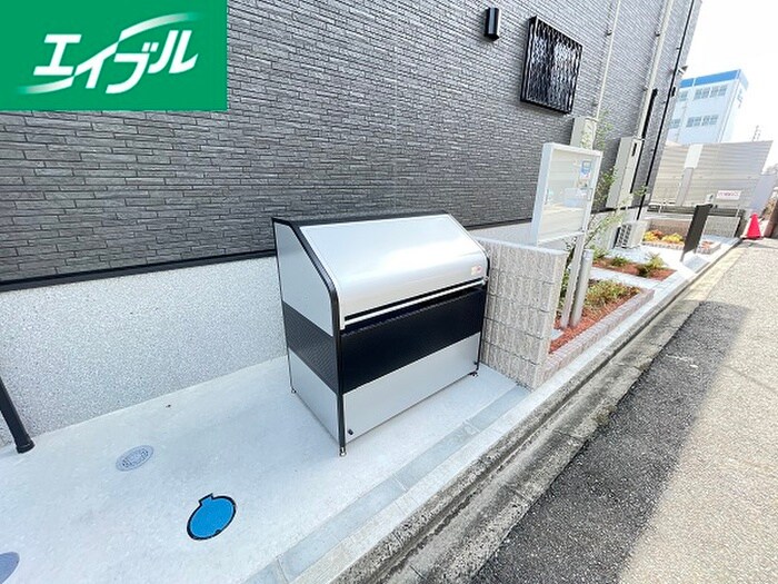 物件外観写真4　(建物設備)