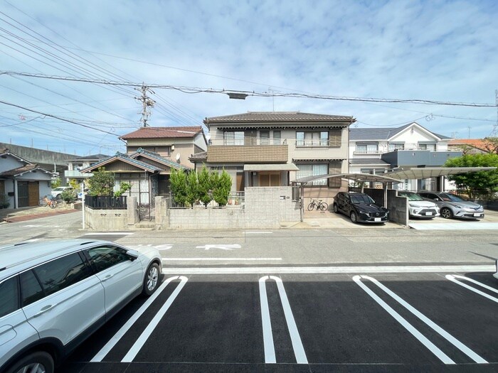 物件内観写真22　(室内からの展望)