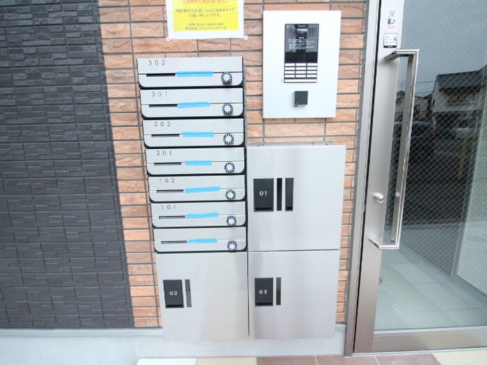 物件外観写真4　(建物設備)