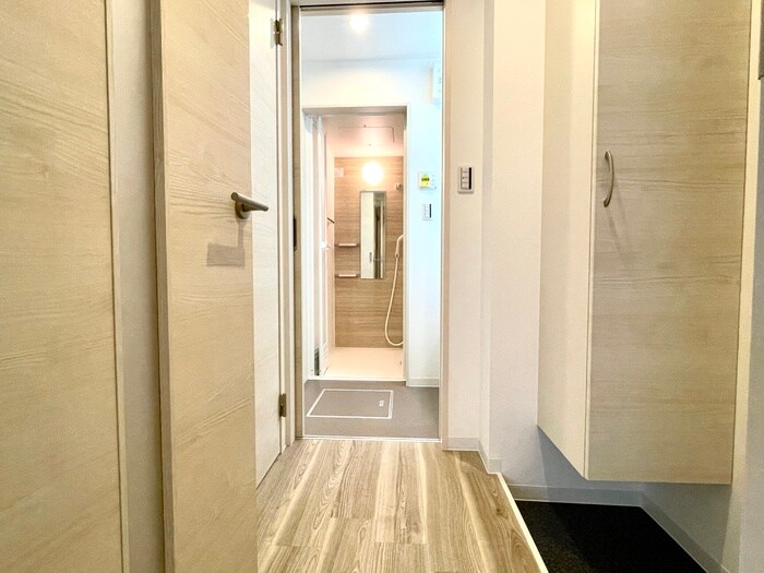 物件内観写真13　(廊下)