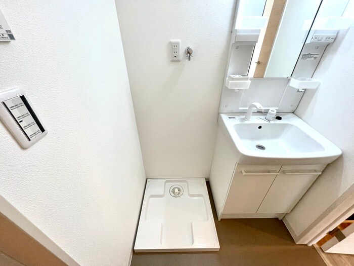 物件内観写真13　(洗濯機置場)