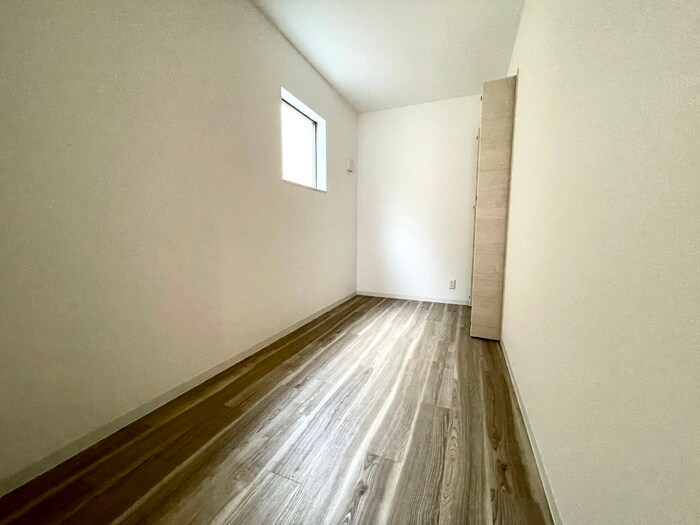 物件内観写真13　(居室)