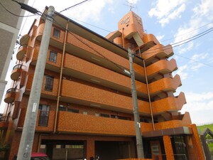 ティ－グル名西外観写真