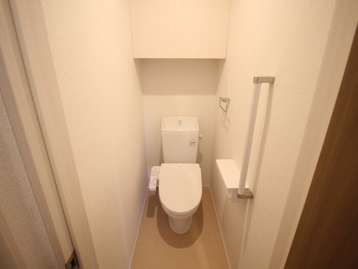 物件内観写真13　(トイレ)