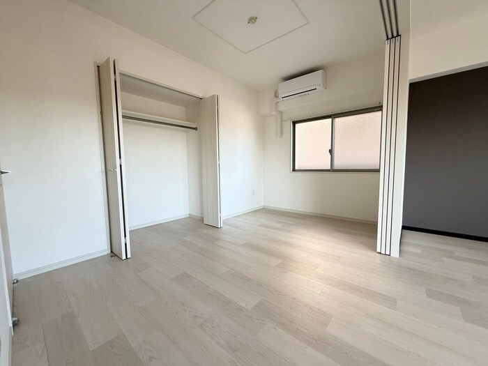 物件内観写真8　(居室)