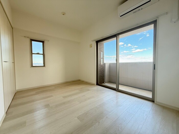 物件内観写真9　(居室)