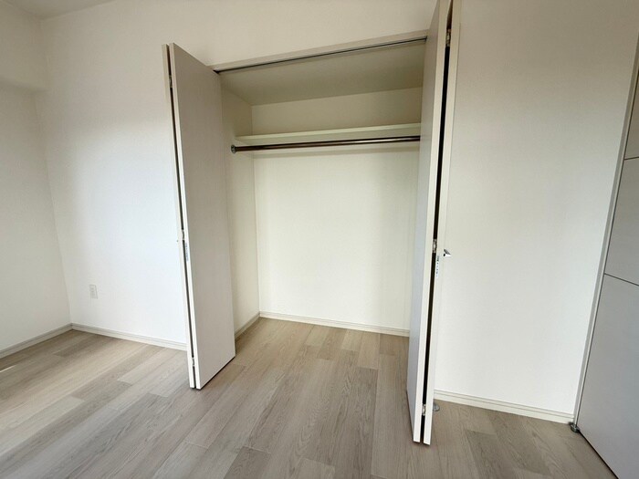物件内観写真10　(収納)
