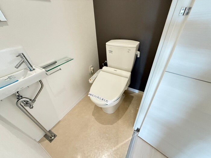 物件内観写真13　(トイレ)