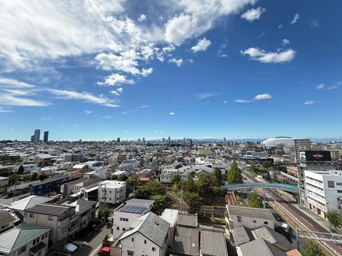 物件内観写真16　(室内からの展望)