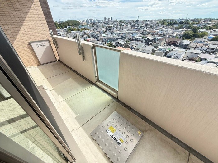 物件内観写真17　(ベランダ・バルコニー)