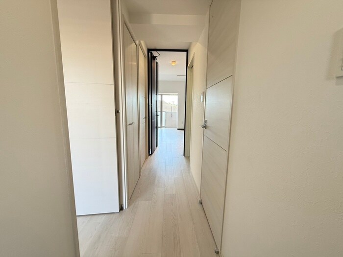 物件内観写真19　(廊下)