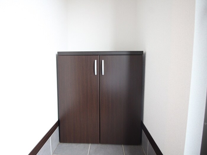 物件内観写真18　(靴箱)