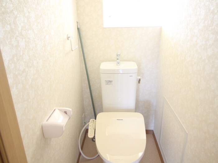 物件内観写真10　(トイレ)