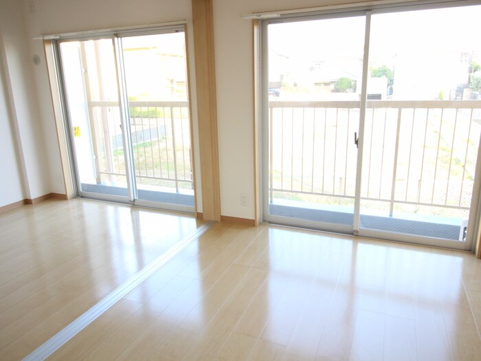 物件内観写真17　(居室)