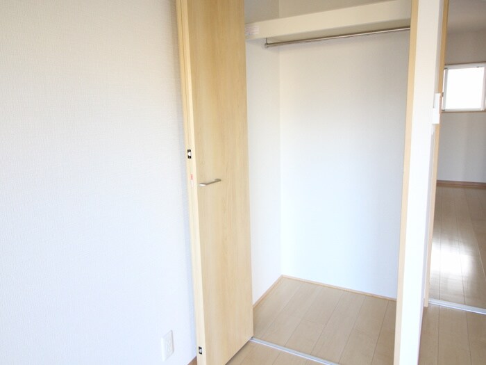 物件内観写真18　(収納)