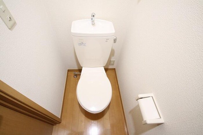 物件内観写真11　(トイレ)