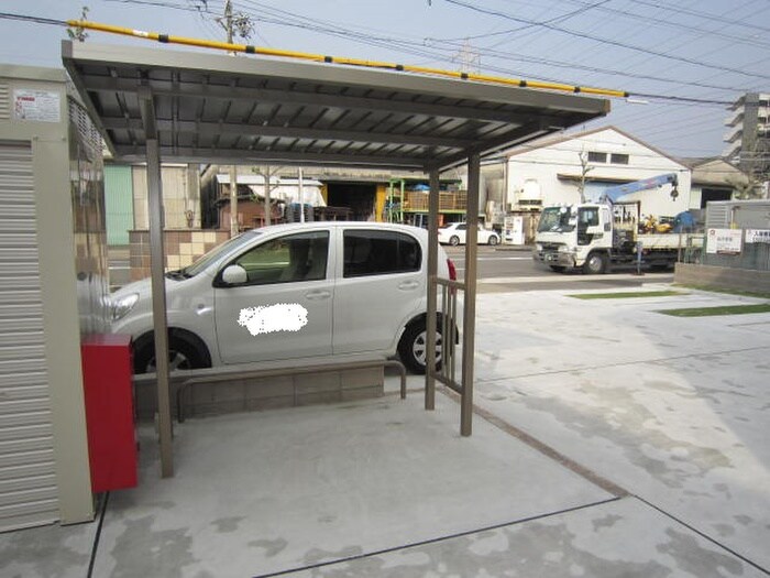 物件外観写真2　(駐輪場)