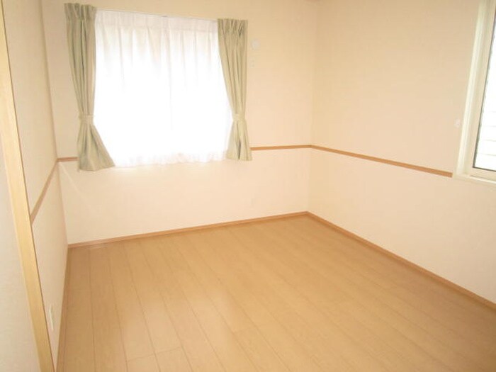 物件内観写真10　(居室)