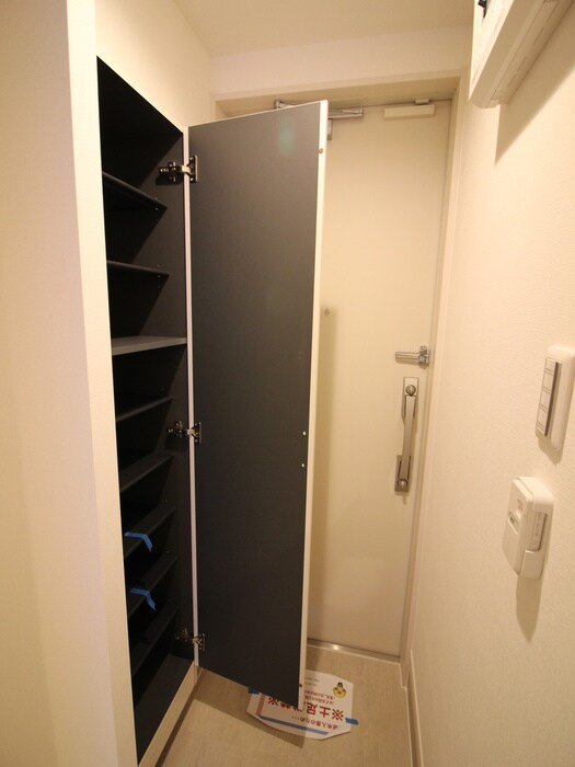 物件内観写真14　(靴箱)