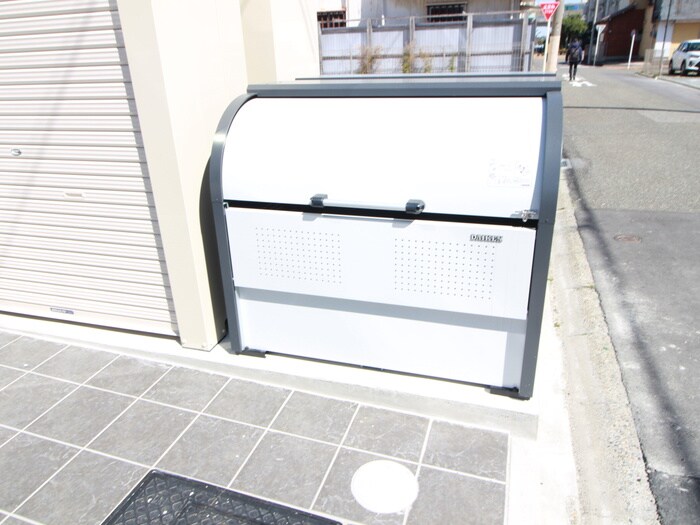 物件外観写真6　(建物設備)