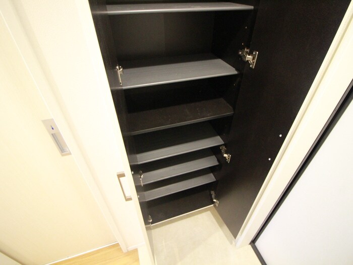 物件内観写真19　(靴箱)