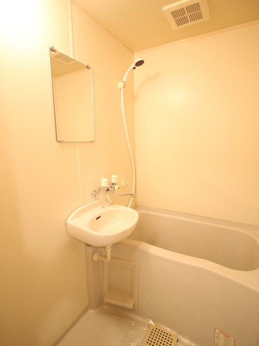 物件内観写真10　(バス／シャワールーム等)