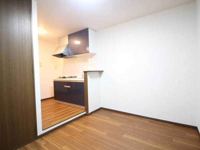 物件内観写真16　(内観写真)