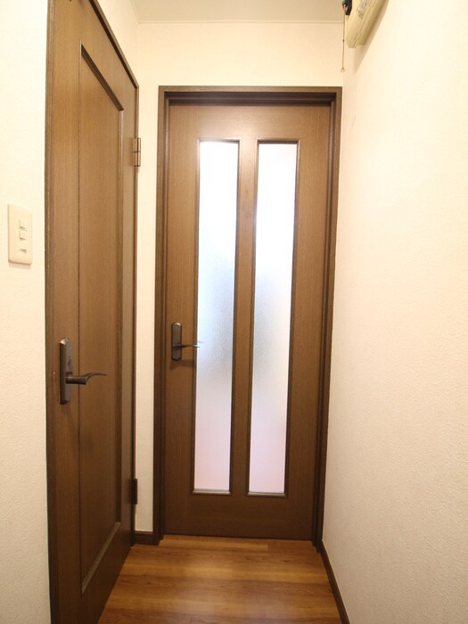 物件内観写真18　(廊下)