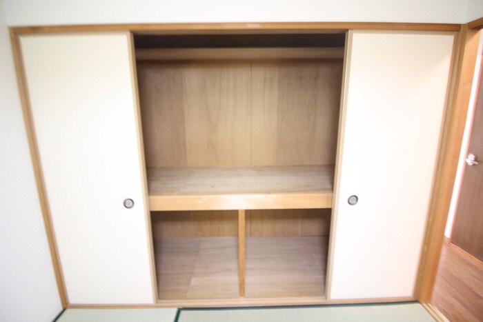 物件内観写真18　(収納)