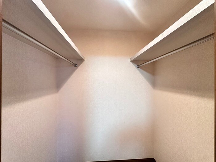物件内観写真11　(収納)