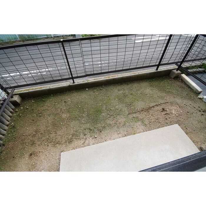 物件内観写真9　(ベランダ・バルコニー)