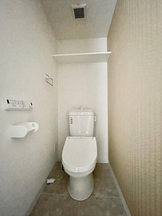 物件内観写真12　(トイレ)