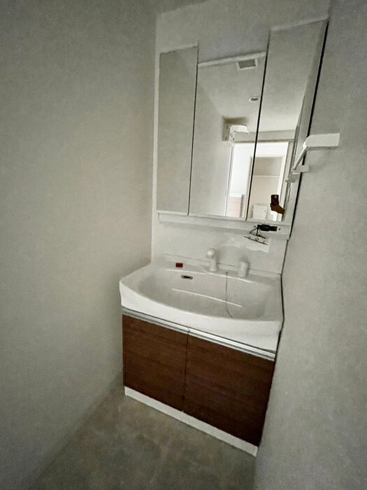 物件内観写真13　(洗面)