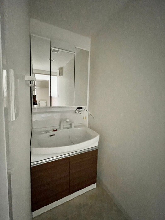 物件内観写真13　(洗面)