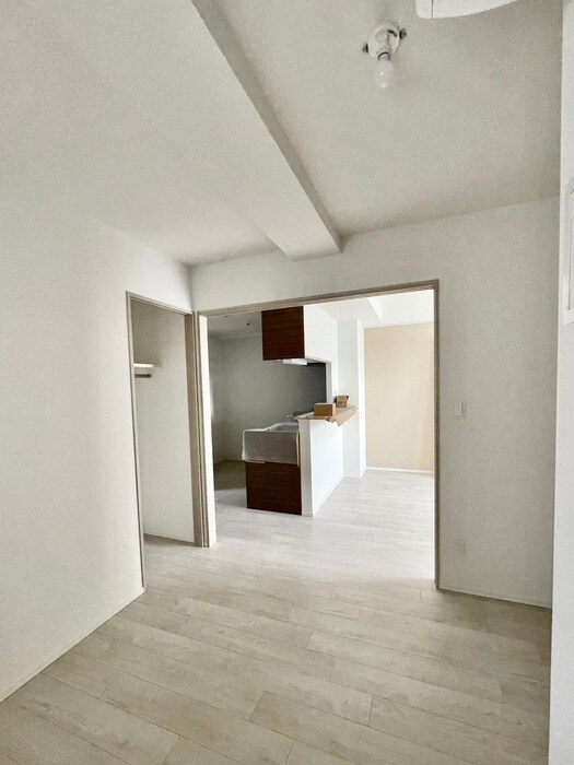 物件内観写真16　(内観写真)