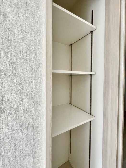 物件内観写真21　(収納)