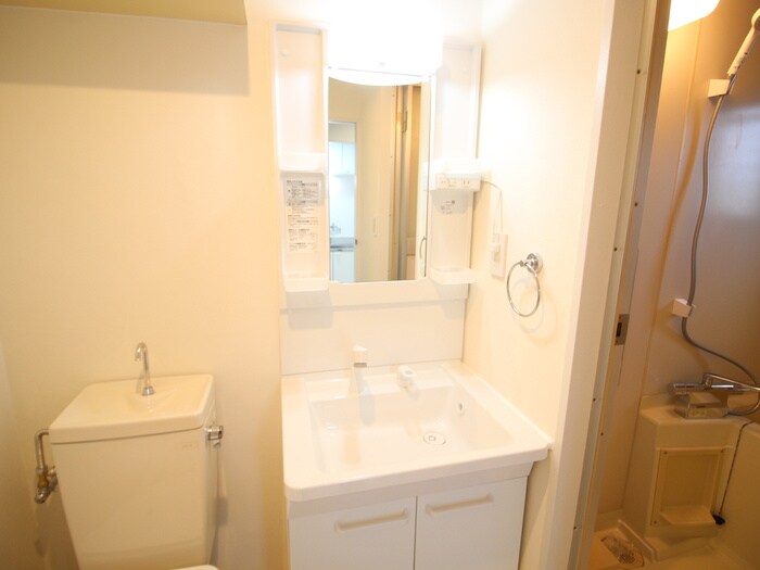 物件内観写真12　(洗面)