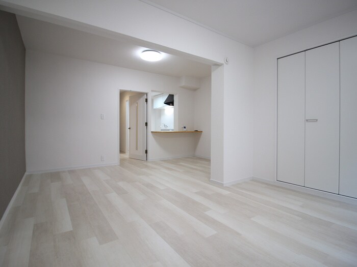 物件内観写真21　(居室)