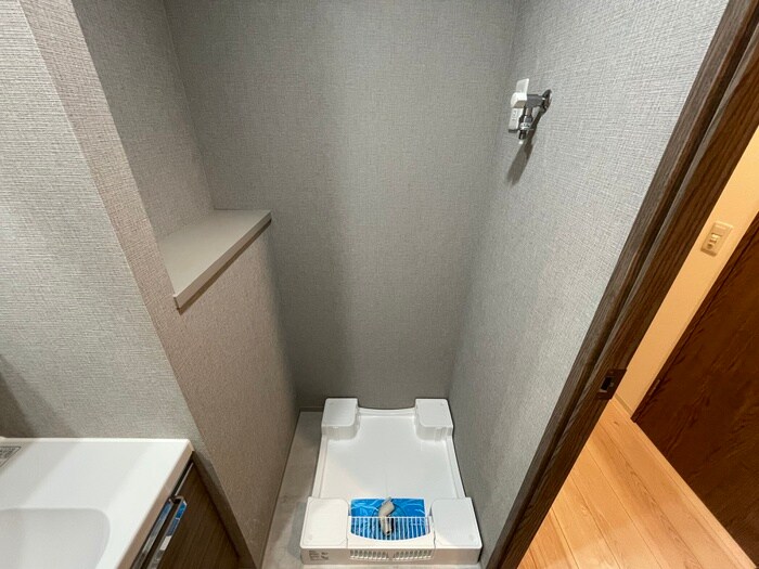 物件内観写真19　(洗濯機置場)