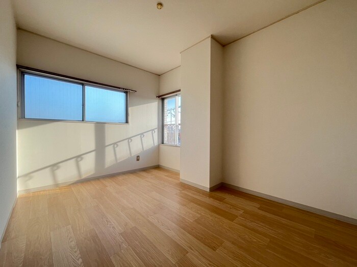 物件内観写真4　(居室)